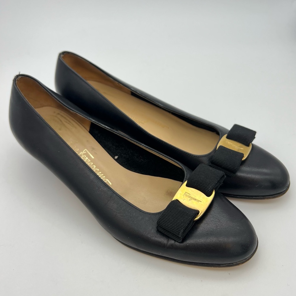 Salvatore Ferragamo Bow Low Heels